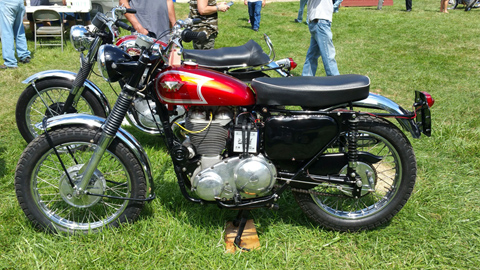 Classic British motorcycles, restored vintage collectible British motorcycles, Doug's Cycle Barn, MA, RI, CT, NH, ME, VT, NY