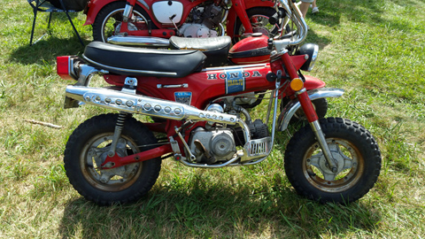 Classic British motorcycles, restored vintage collectible British motorcycles, Doug's Cycle Barn, MA, RI, CT, NH, ME, VT, NY