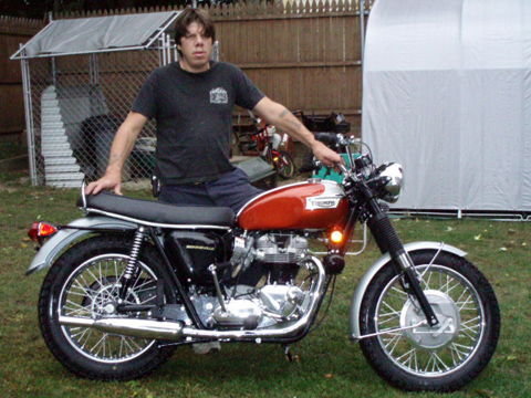 Classic British motorcycles, restored vintage collectible British motorcycles, Doug's Cycle Barn, MA, RI, CT, NH, ME, VT, NY