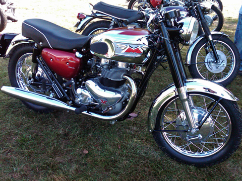 Classic British motorcycles, restored vintage collectible British motorcycles, Doug's Cycle Barn, MA, RI, CT, NH, ME, VT, NY