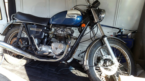 Classic British motorcycles, restored vintage collectible British motorcycles, Doug's Cycle Barn, MA, RI, CT, NH, ME, VT, NY